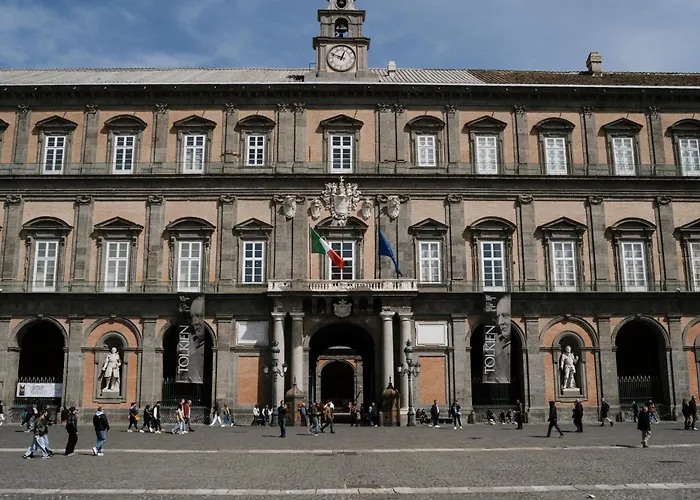 Casa De Curtis